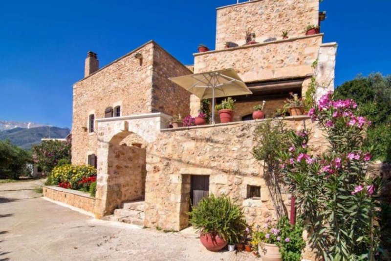 Samonas Kreta, Samonas: Steinhaus mit Gemeinschaftspool zu verkaufen Haus kaufen